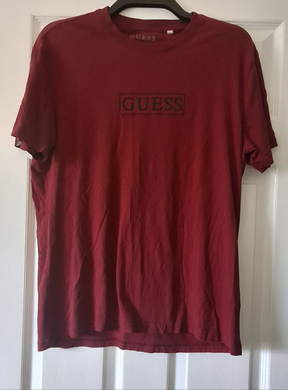 Guess Men's Red Short Sleeve Logo Tee